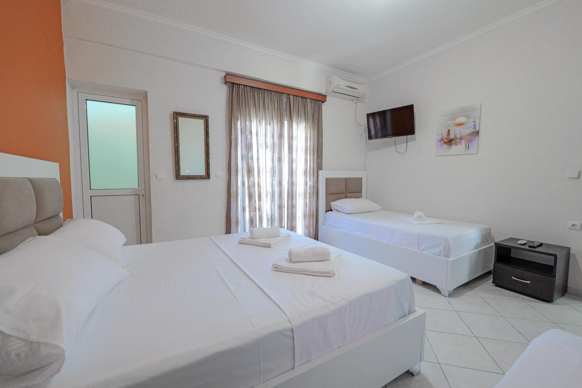 Hotel Rafail *