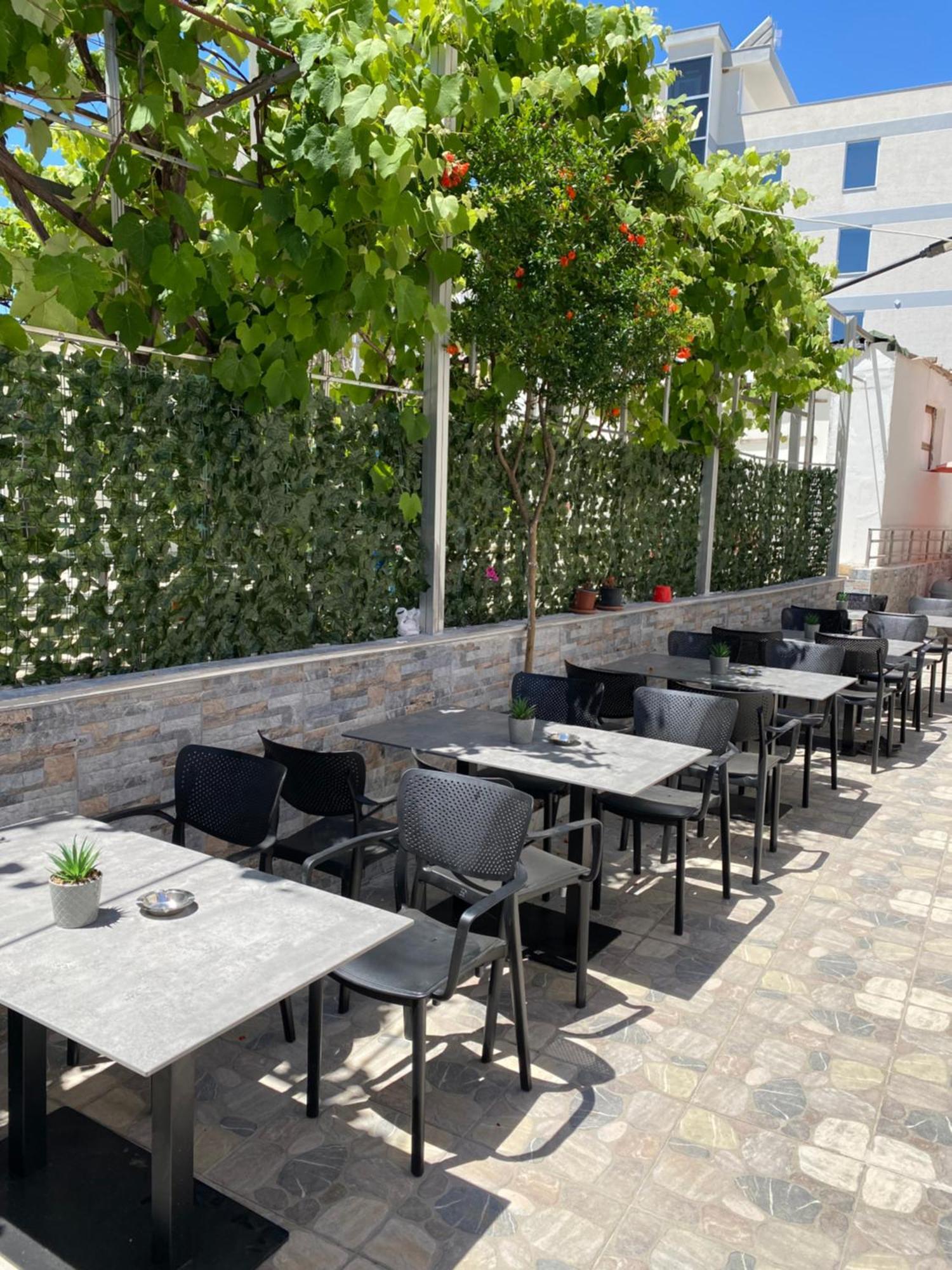 Hotel Rafail